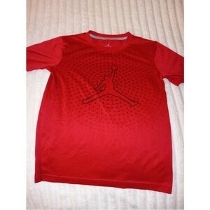 Jordan T-shirt Boys Size Medium 10/12 Short Sleeves Red Black